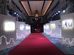 Mo-pantene采集到活动展板