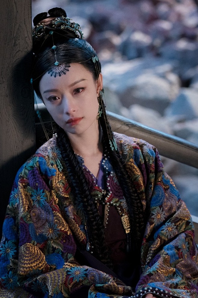 lemontree163采集到古装美女