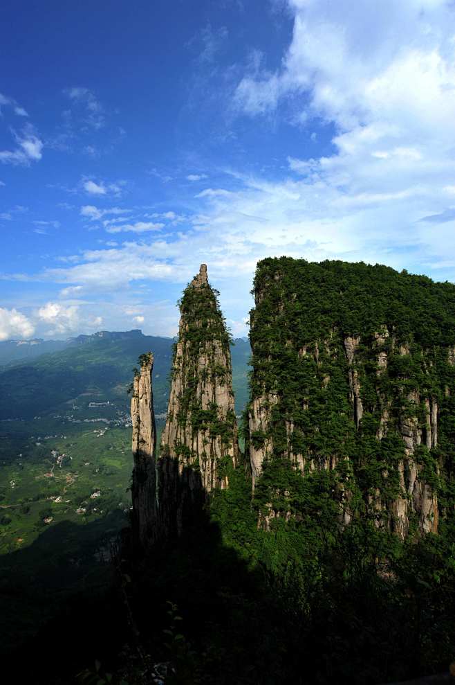 湖北旅遊-花瓣網|陪你做生活的設計師 | 湖南 恩施 湘西 旅遊海報