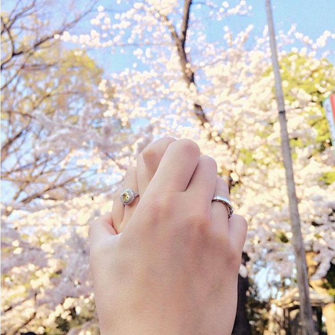 男友以世界各地的迷人风景作为背景既甜蜜又充满创意的照片除燎j滞计