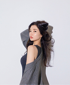 绿袖口采集到八方美人