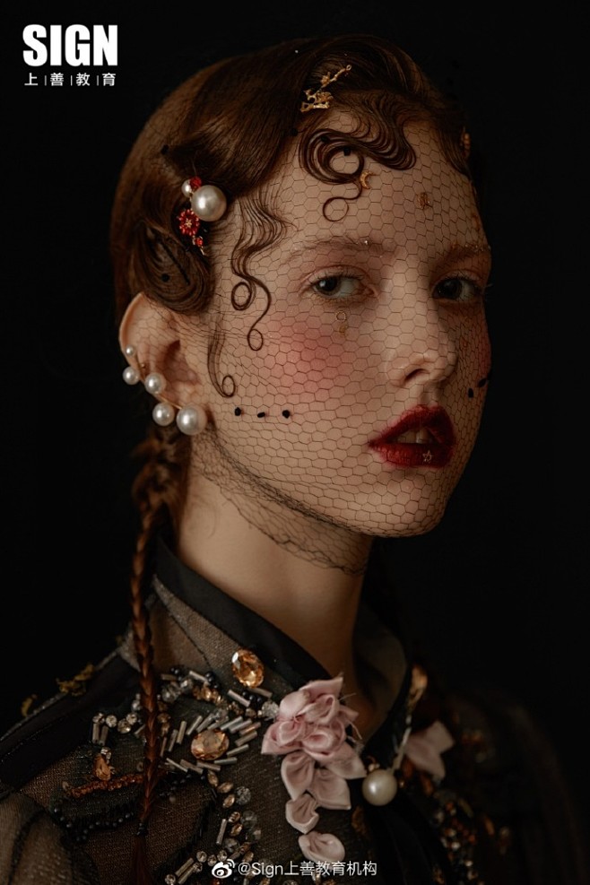 欧美轻奢轻复古妆容