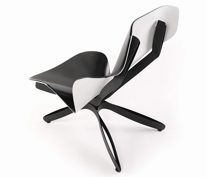 theomloungechairembodiesbiomimicryforbetterseatingyankodesign