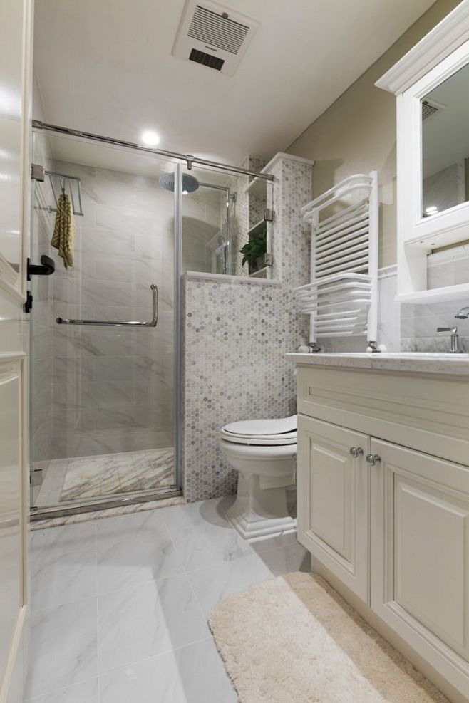 防水石膏板吊顶的卫生间