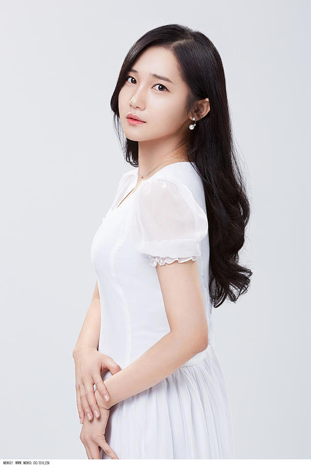 凉青瓜作品韩国组合hellovenus队长刘雅拉