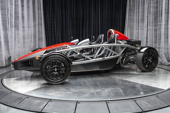 arielatom
