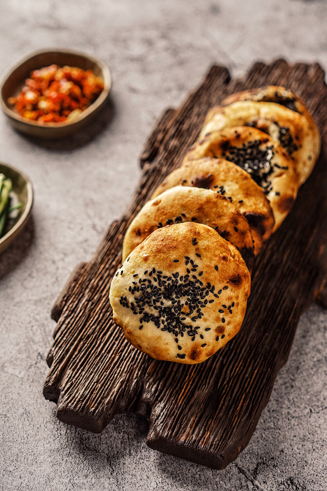 香辣鲜酥的小葱鲜肉烤饼
