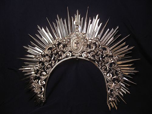 【Halo style tiara】刚才有人问Halsey在《Cas