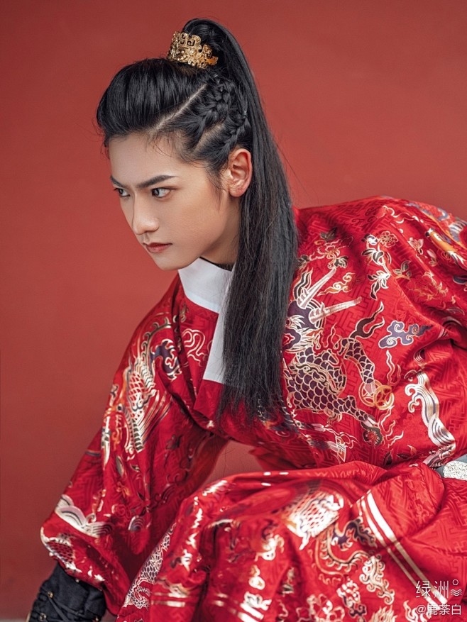 鹿荼白的微博微博