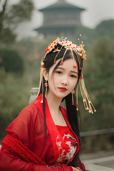 月光的幻想采集到汉服 | 时间里的妆容
