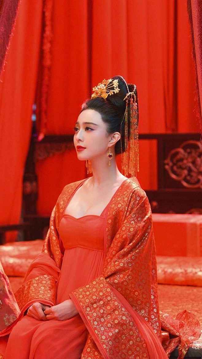 王朝的女人–杨贵妃–范冰冰