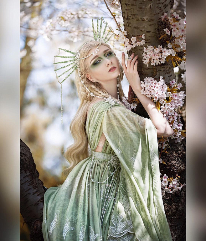 18:45:08童话式精灵服装设计io2phzty该采集也在以下画板加载更多