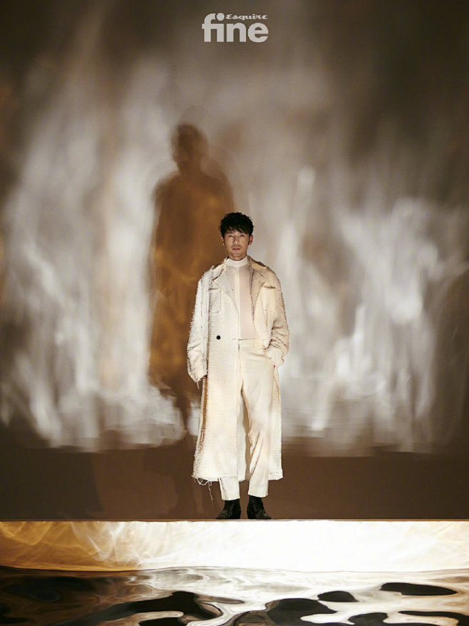 白宇超话 时尚先生Esquire·fine 电子刊上线, 