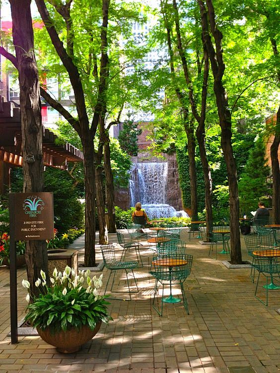 parksinthecitybutitprovidesanicelushplacetorelaxandtakeabreak