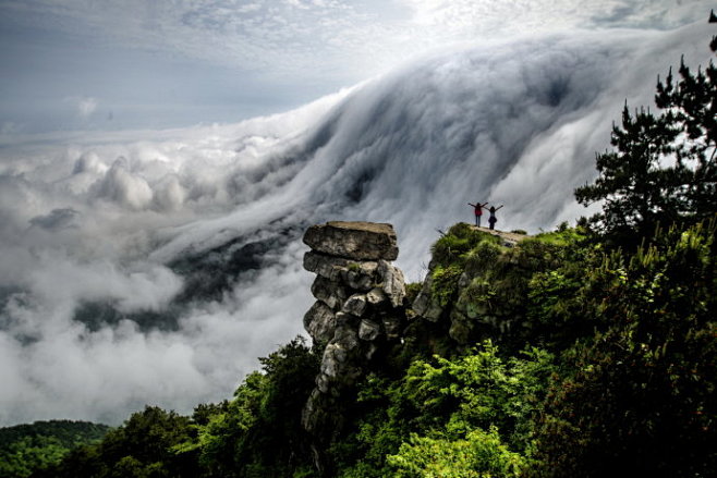 廬山瀑布雲奇觀