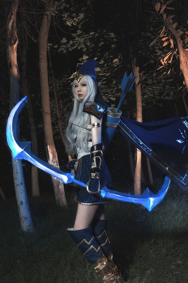 英雄联盟寒冰射手艾希cosplay半次元第一中文cos绘画小说社区