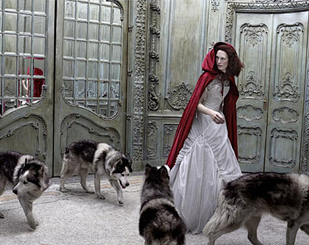 【摄影】2006年的《Vogue》西班牙版,重新演