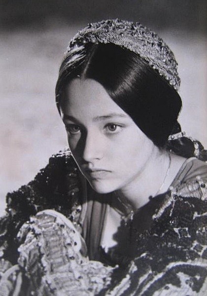 奥丽维娅赫西oliviahussey