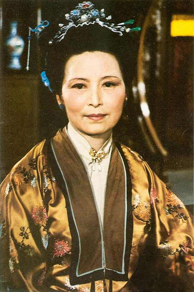 87版红楼梦人物王夫人