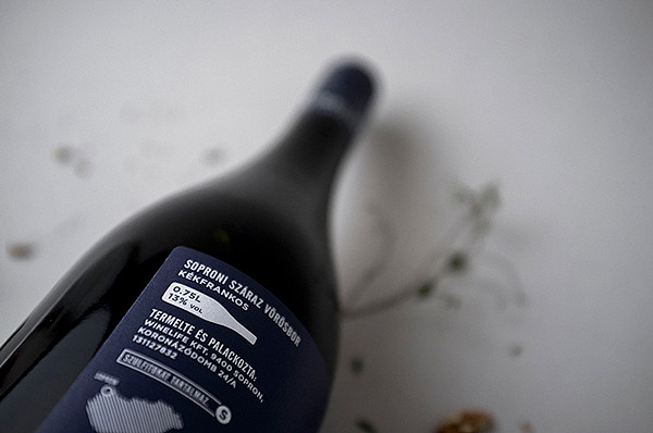 葡萄酒标签设计素材\/葡萄酒标签尺寸\/葡萄酒标