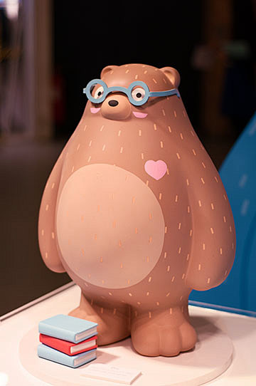 pere大雕塑熊玩具