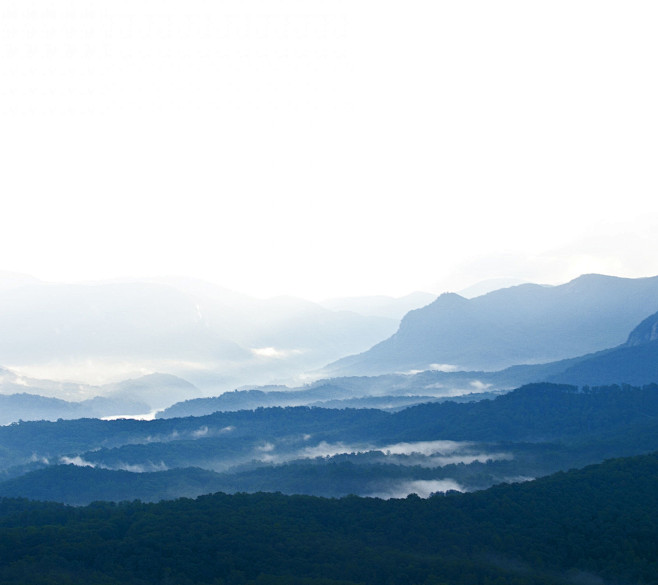 遠處的山