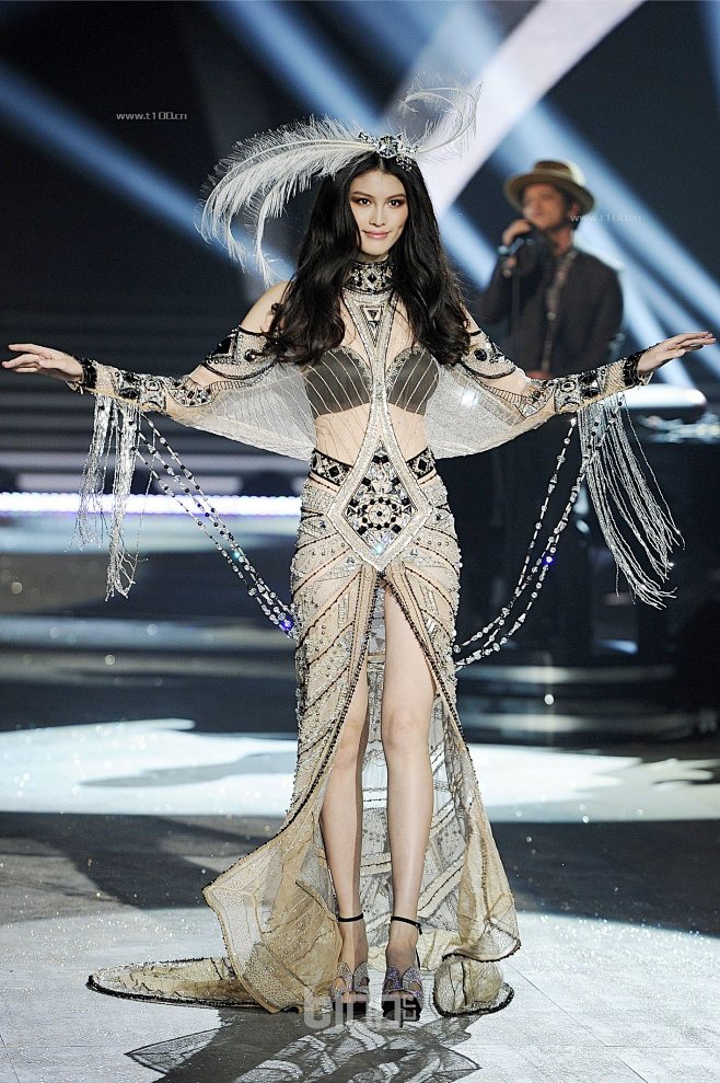 2013春夏victoriassecret维多利亚的秘密纽约女装内衣发布会资讯查看