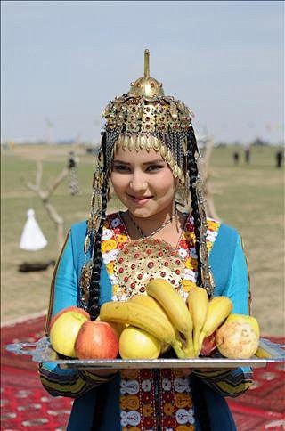 土库曼斯坦的传统服装