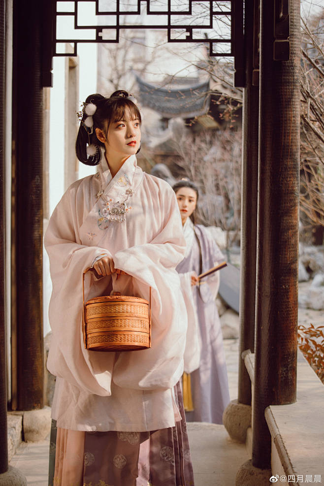 出境模特微博四月晨晨摄影微博姬小妖汉服明制汉服摄影摄影古风摄影