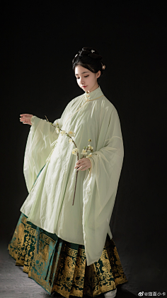 嘿嘿嘿gagaga采集到古装服饰