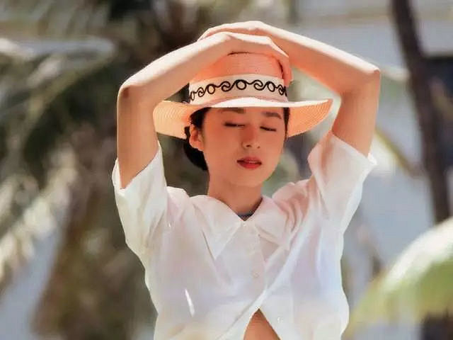 今日网红推荐--青山知可子:最美的肉体和灵魂 