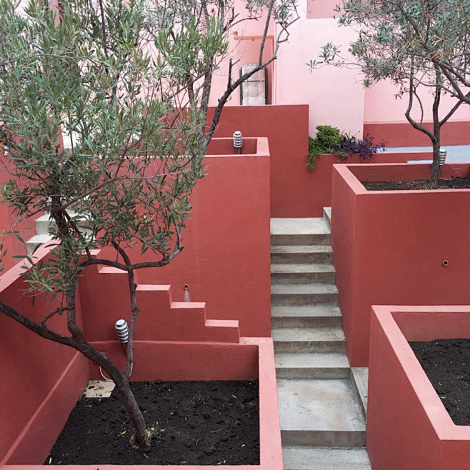 班牙红墙La Muralla Roja : 从知道这个地方就一