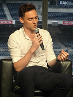 看月亮的小六六采集到Tom hiddleston