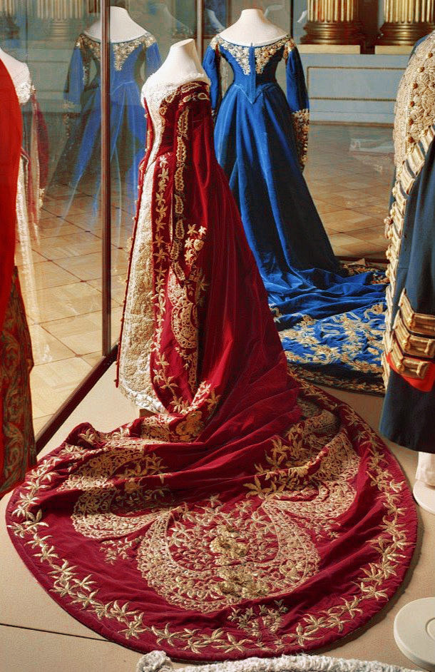 潭月的照片微相册服装沙皇俄国大礼服