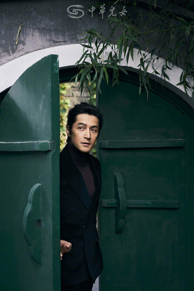 吴小麦从sjf4900转采于2020-09-18 14:24:27胡歌拍片吴小麦同采自