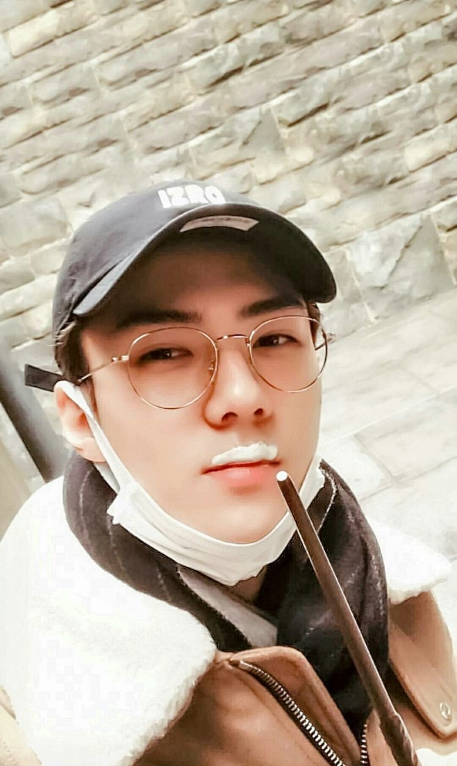 EXO吴世勋女友角度