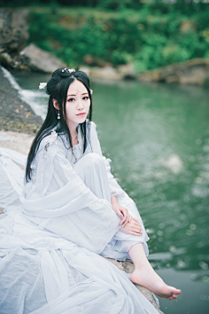 SIGENG采集到红袖添香,你如她