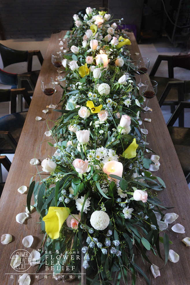 长条桌花造型花艺图片图片