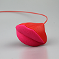 3D打印的情人之吻，模型文件可点击图片进入下载。设计师 Gyrobot #欧美# #英伦# #时尚# #装饰# #饰品# #科技# #创意# #3D打印# 