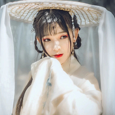 落-烨采集到R-真人-光影-摄影-构图