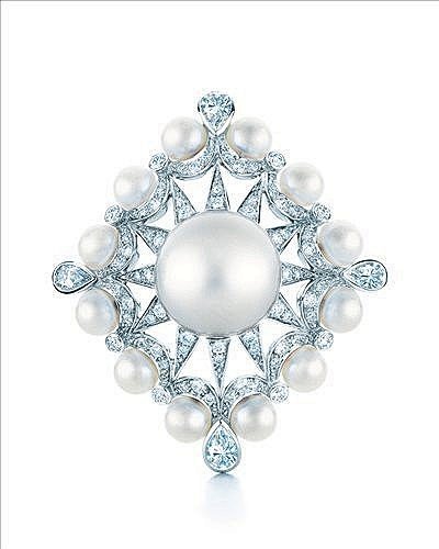 蒂芙尼铂金镶珍珠钻石戒指