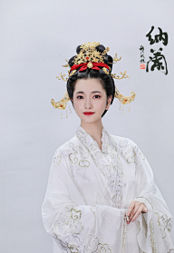 来福佳佳哥采集到动态形象姑娘