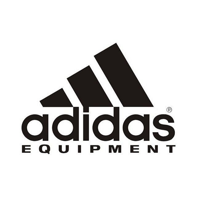 adidaslogo設計