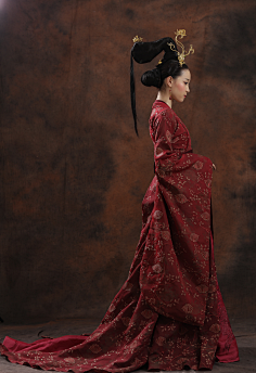 人魚小英采集到穿越——从秦时明月到长乐未央