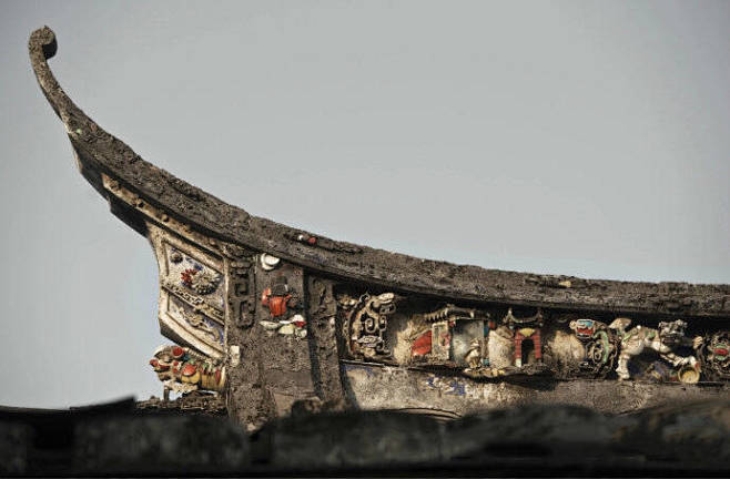 中国古建小品 燕尾脊 燕尾脊是闽南传统建筑中最常使用