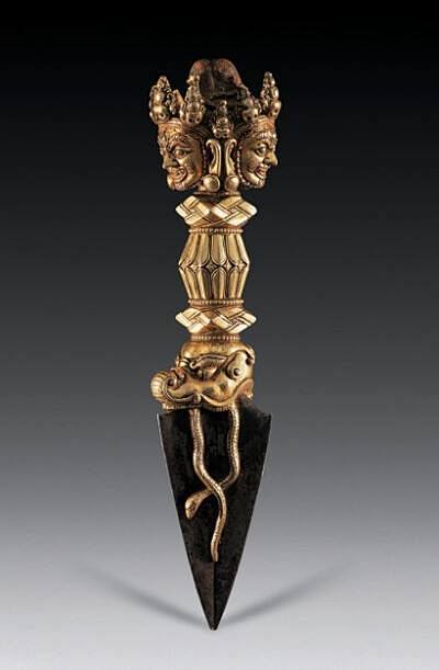 金刚杵金刚橛降魔杵三者同为古代印度的武器后被佛教密宗引用为修法