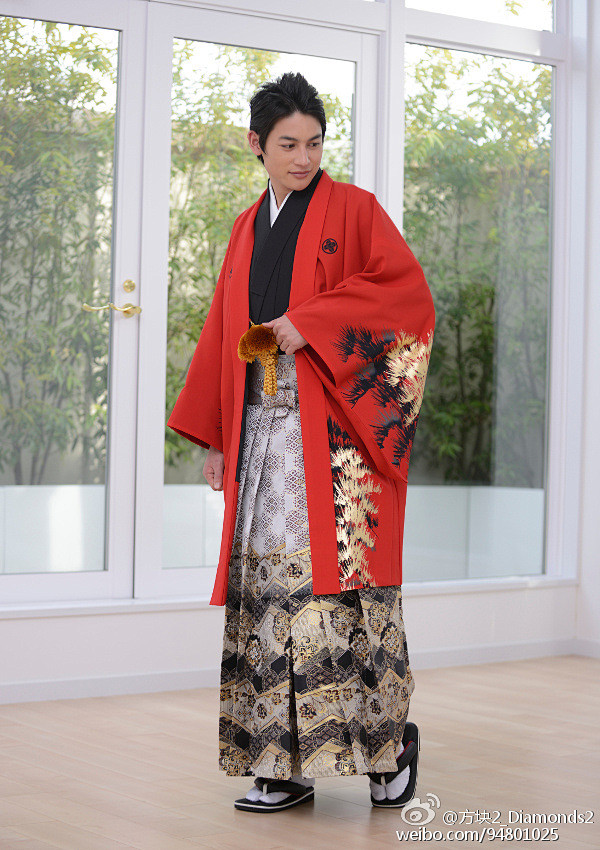 和服男着羽织袴