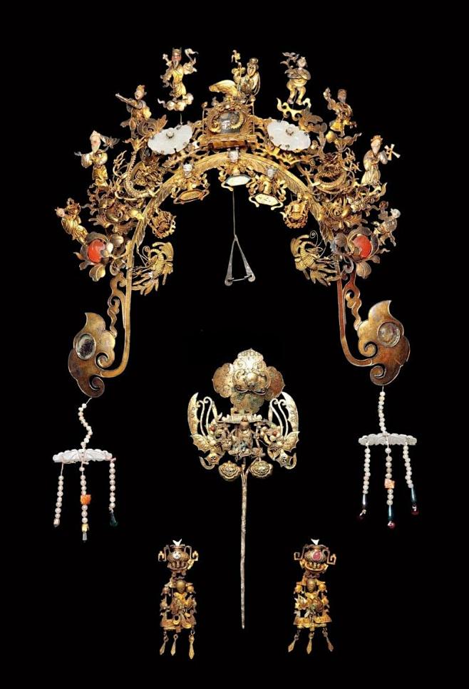 含八仙过海银发冠一具,发簪一支,耳饰一对传统之美-中国古代点翠首饰