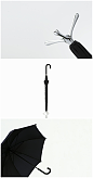 Hironao Tsuboi为100%公司设计的这款三足伞看上去并没有什么不同之处，只不过在伞头上有一个三角支架，这样，当伞收起之后，将其倒立就可以让伞自己立起来，无需依靠和牵挂。

问题没有你想象中那么简单，找到让伞自立的平衡点并不容易，因为伞收起来之后就是一根笔直的杆，而伞把则偏向一端。设计师和100%公司进行了大量实验，制作了很多模型，最终才找到了让伞平衡的模型，当然，这些是消费者所看不到的，这也是好的设计的标志之一，让用户发现不了的隐设计。