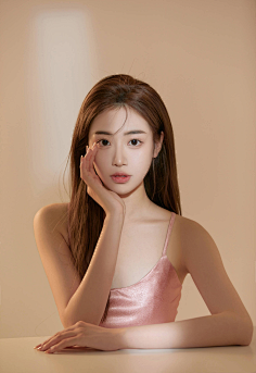 wisdom555511采集到美女